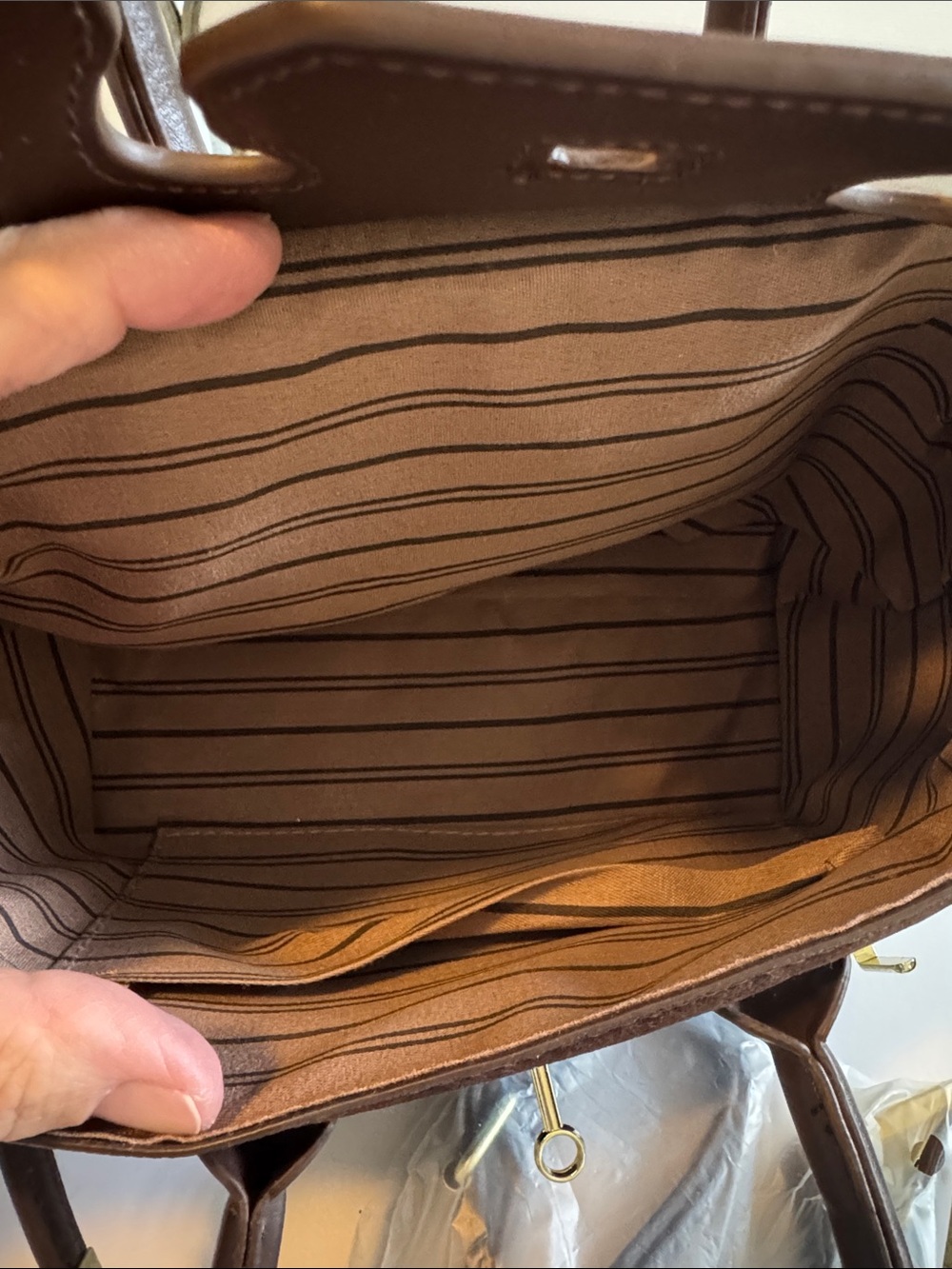 Vegan and Faux Suede Mini Satchel - Picture 4 of 5